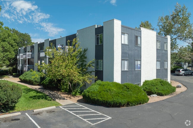 Highland Way Apartments - Highland Way Apartments