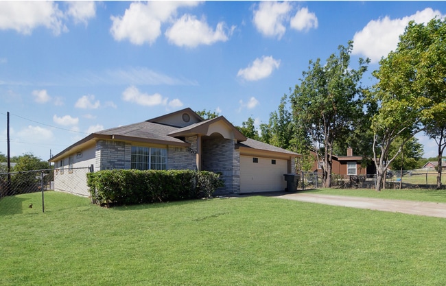 Photo - 3702 Valley Forge Dr