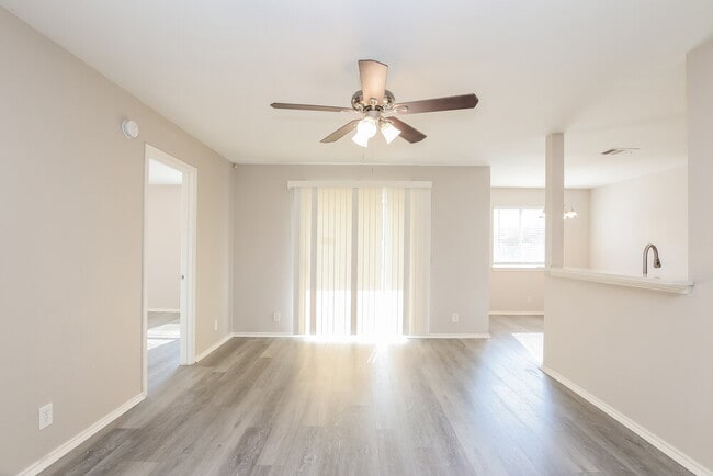 304 Forsyth Ct