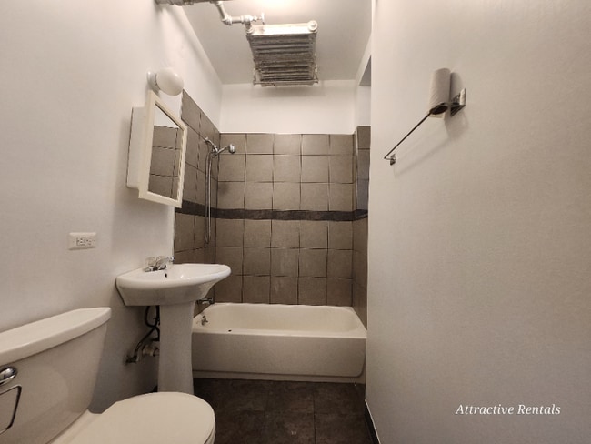 Photo - 14 N Long Ave Unit G