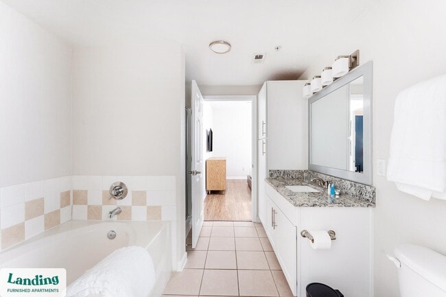 Photo - 2801 Biltmore Park Dr Unit 14-105.1410333