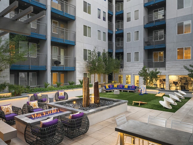 Photo - Norte Town Lake Apartments