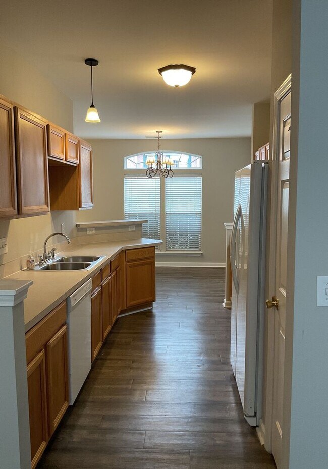 Three bedroom Townhome Available Now!!! Townhome Rental in Cramerton NC