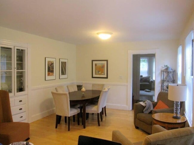 Photo - 36 Crescent St