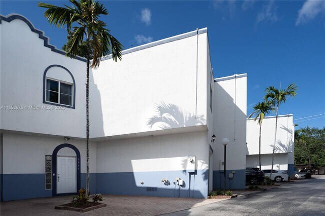 Photo - 2927 SW 18th Terrace