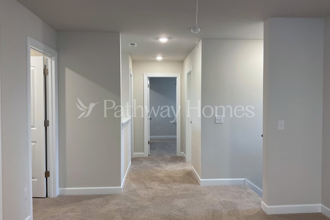 Photo - 2415 Nabali Wy