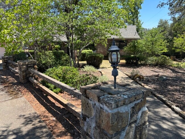 Photo - 2699 Westwood Dr