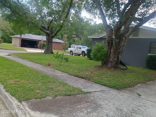 Photo - 4305 Bessie Cir W