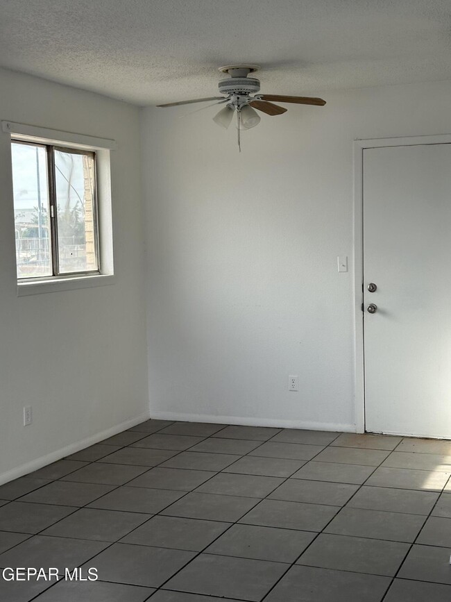 Photo - 701 Hilton Ave
