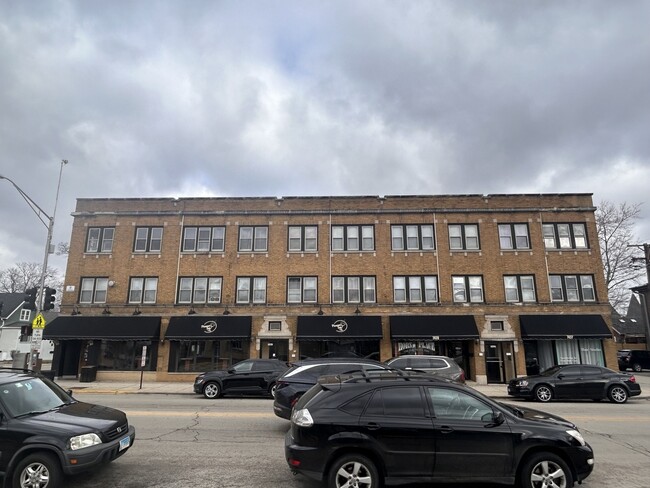 Building Photo - 7437 Randolph St Unit B