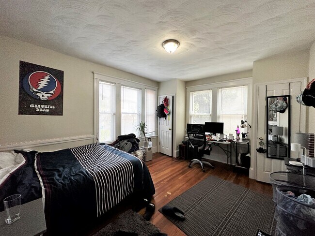 Photo - 229 Chestnut Hill Ave Unit 1