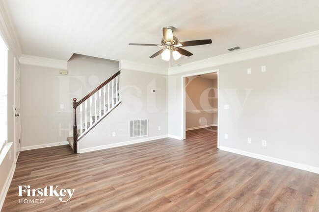 Photo - 204 Merritt Dr