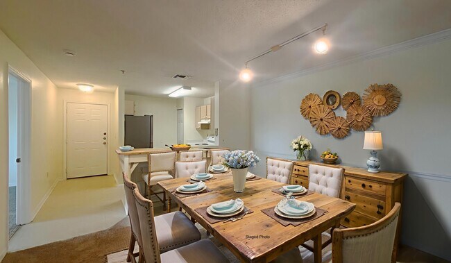 Photo - 1989 Summer Club Dr