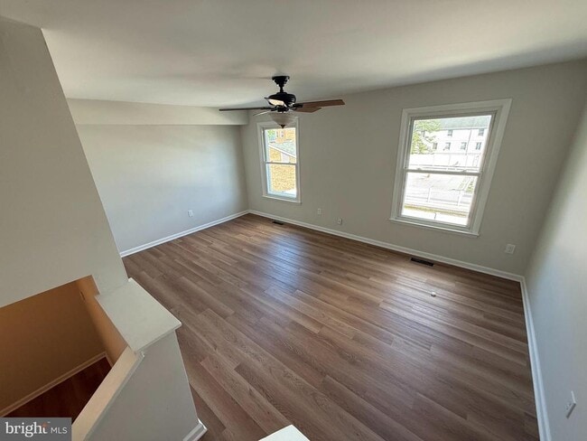 Photo - 9258 Canterbury Riding