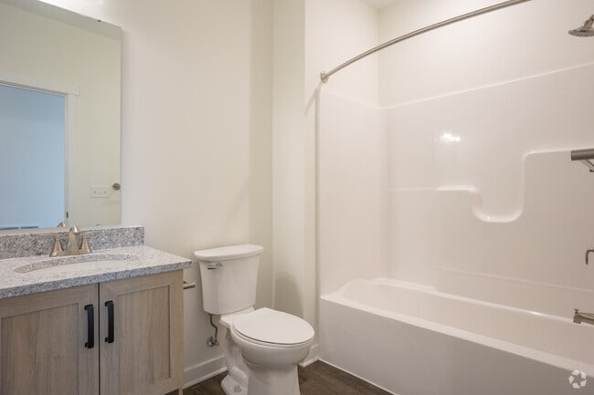 2BR Lapis - Bathroom