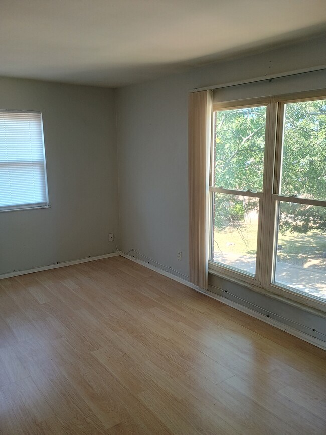 10466 Parkman Dr Unit c