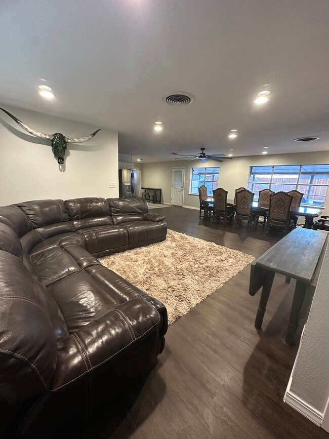 Building Photo - 508 Carrol St