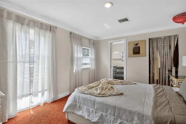 Photo - 268 SE 8th Ave