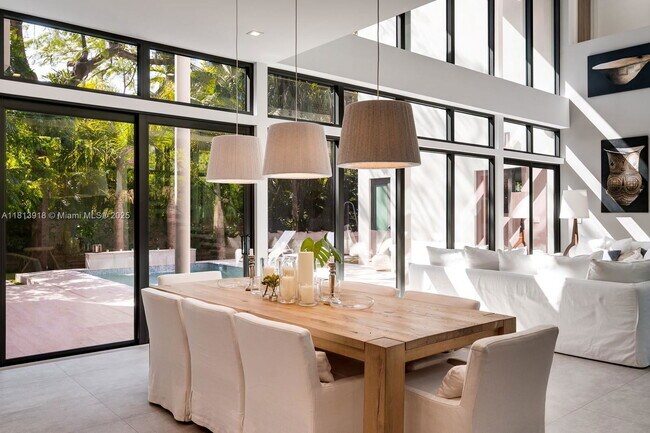 Photo - 4094 Park Ave