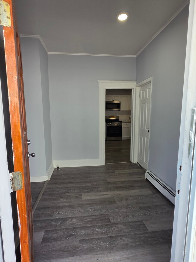 Photo - 136 Long Ave Unit 1st Floor