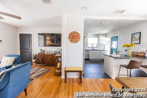 Photo - 427 W Lynwood Ave