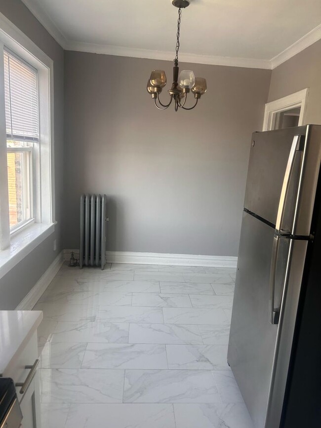 Photo - 4664 N Spaulding Ave Condo Unit 2M