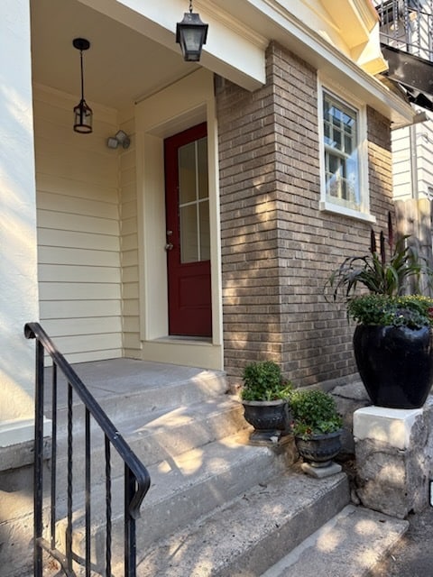 Building Photo - 21 S Clinton St Unit Lower Level