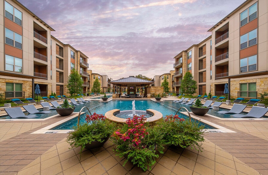 Welcome Home to Bexley Grapevine!
