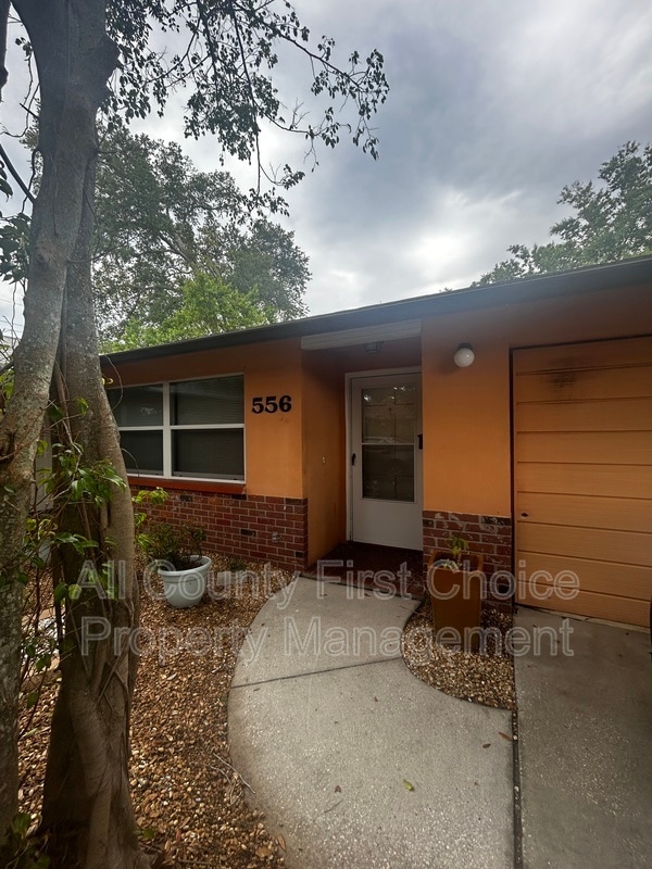 Building Photo - 556 Patricia Ave