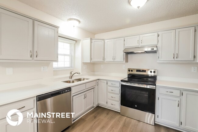 Photo - 11019 N Ditman Ave