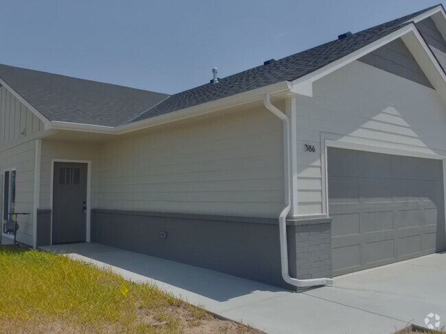 Building Photo - 817 Trails Head Street Unit 386 S Trails Head Cir Rental
