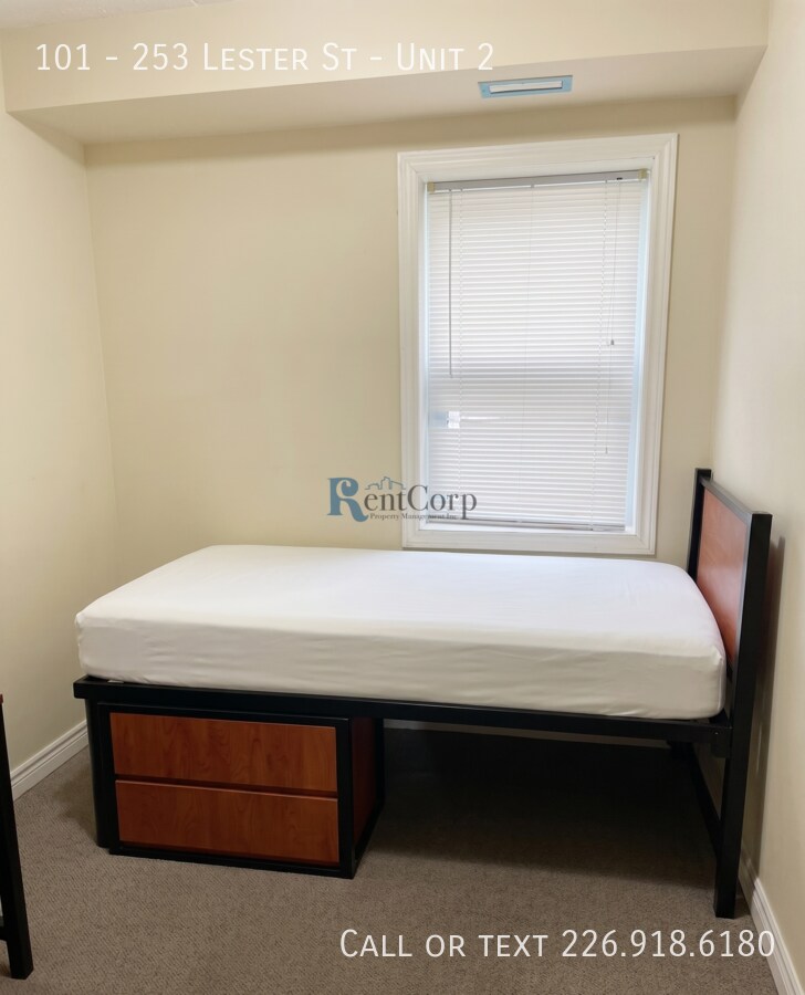 Photo - 253-253 Lester St Unit 2