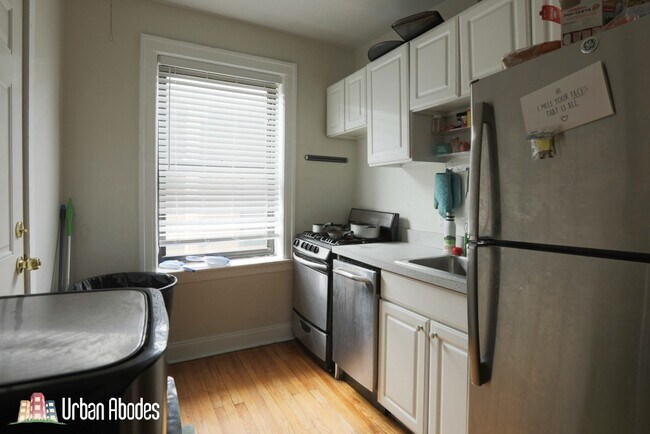 Photo - 816 W Cornelia Ave Unidad A 1