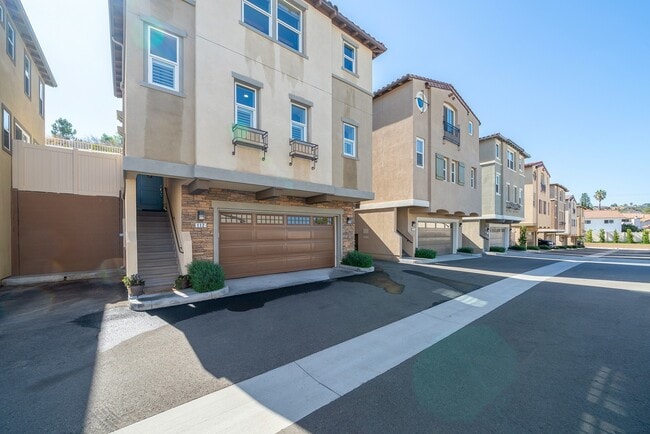 Photo - Gorgeous Stand Alone Town Home / Rolling Hills Golf Club is your Back Yard