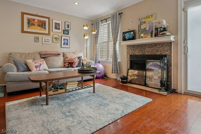 Photo - 10 De Palma Ct