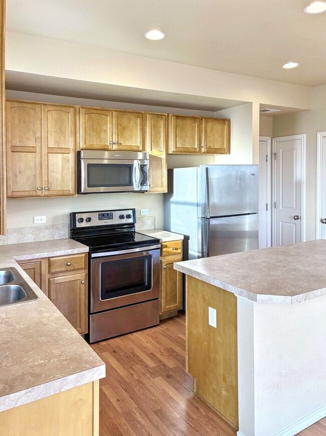 Photo - 403 Bannock St