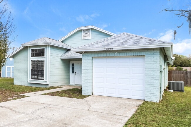 Photo - 12832 Dunhill Dr