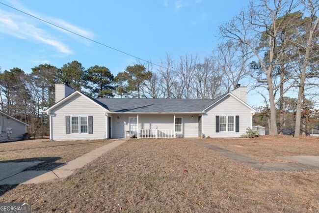 Photo - 280 Matthew Ln