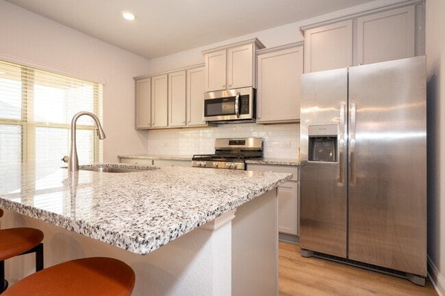 Building Photo - 409 Aurora Creek Ln