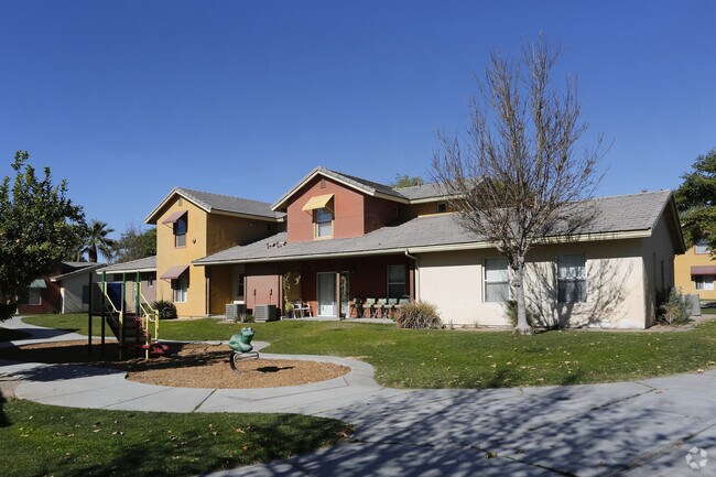 Photo - Villas Oscar Romero Apartments