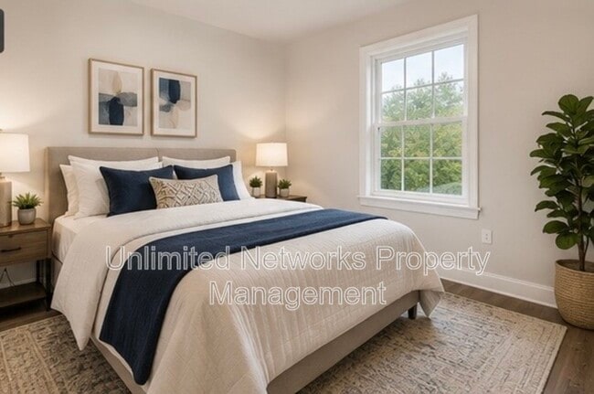 Photo - 1305 Clermont Ave