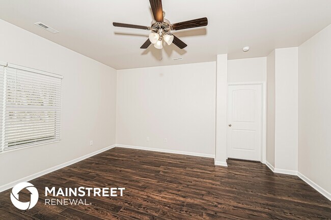 Photo - 794 Valley Cir