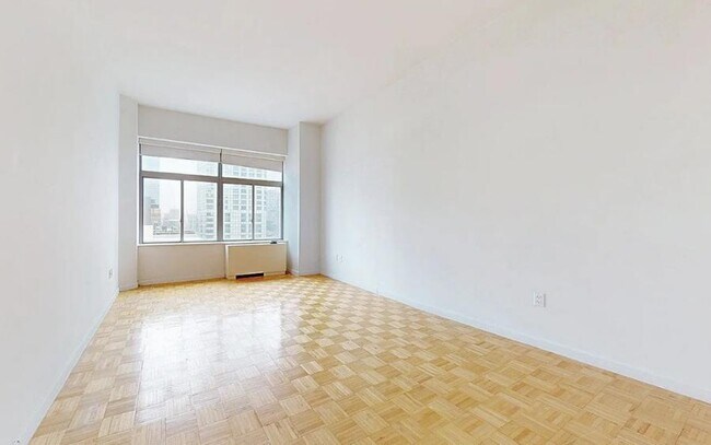 Photo - Washington Street Unit 4M