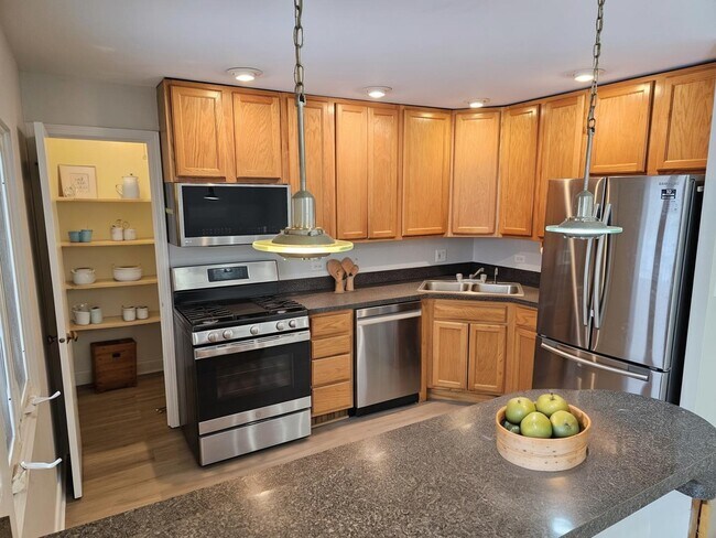 Photo - 1550 Sandpebble Dr