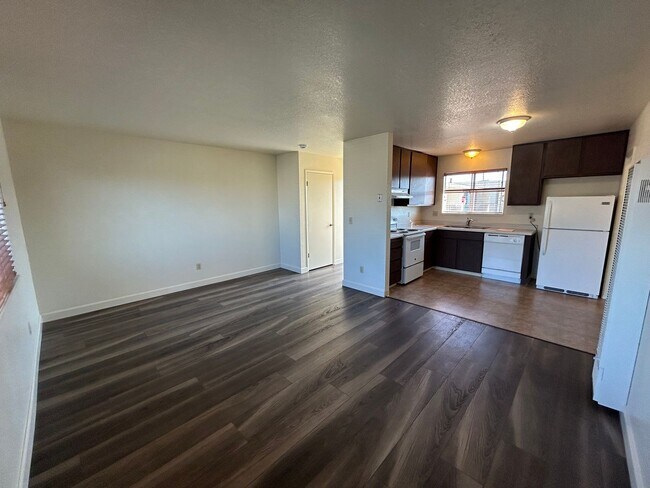 Photo - 255 E Romie Ln Unit #10