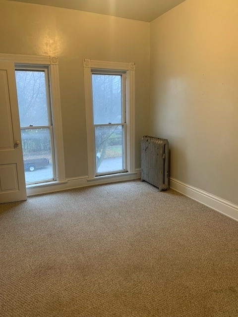 2nd bedroom - 816 N Sheridan St Unit 1302 5th st near garage