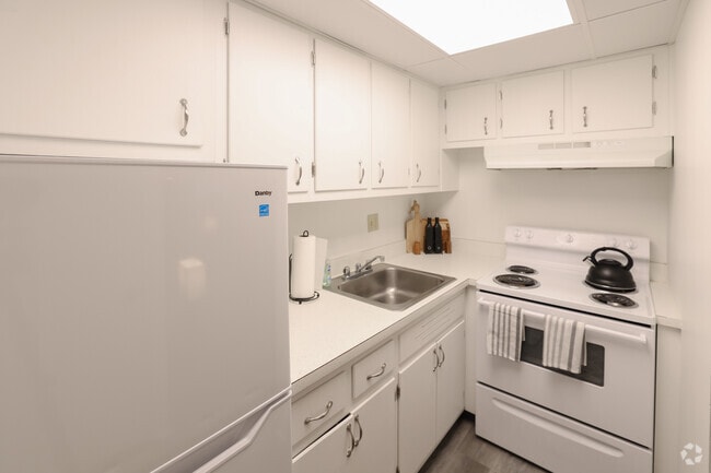 1 habitación, 1 baño - 700 pies cuadrados - Cocina