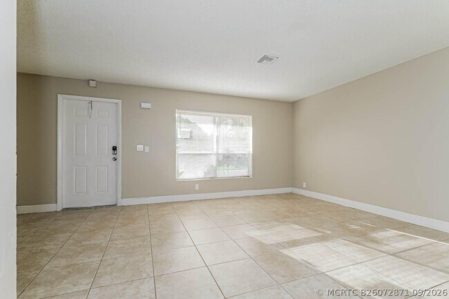 Photo - 6098 Westfall Rd
