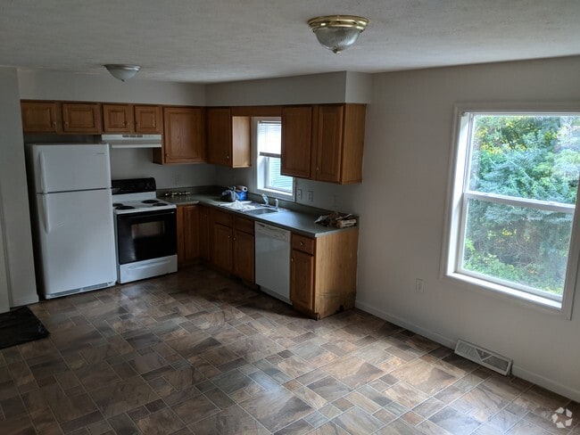 Building Photo - 357 Braeside Ave Unit 357 Rental