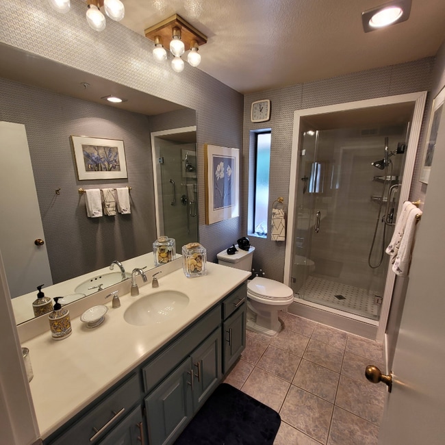 Photo - 222 N Calle El Segundo Unidad 563